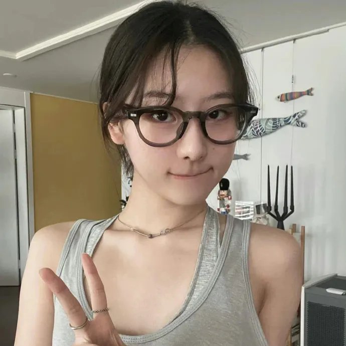 水瓶座女孩